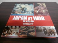 JAPAN　AT　WAR　IN　COLOR