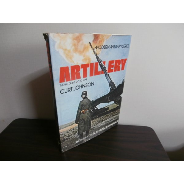 画像1: ARTILLERY（1875〜1975年頃までの世界の主要な大砲写真集） (1)